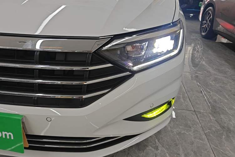 Used Volkswagen Sagitar 2021 280TSI DSG Excellence Edition Left Front Headlight