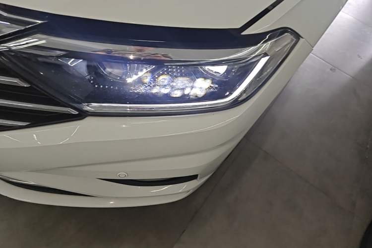 Used Volkswagen Sagitar 2021 200TSI DSG Comfort Connect Edition Left Front Headlight