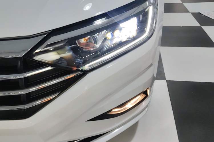 Used Volkswagen Sagitar 2021 280TSI DSG Comfort Connect Edition Left Front Headlight