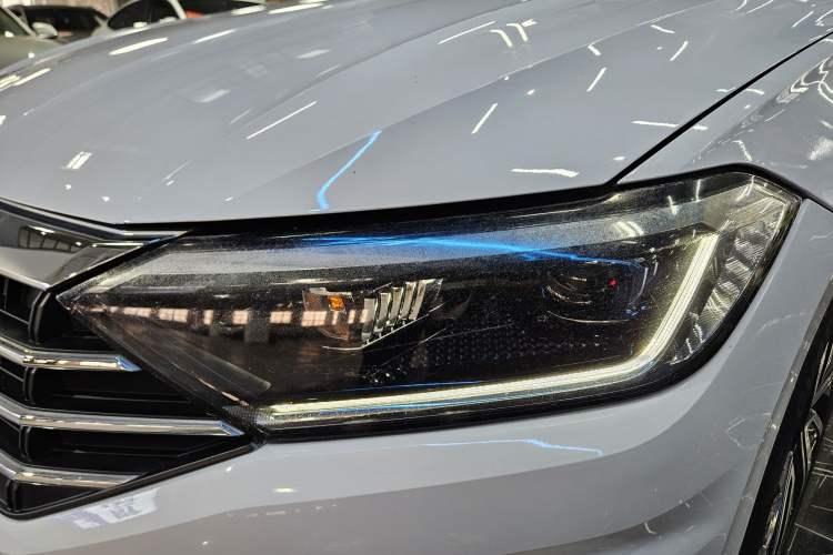 Used Volkswagen Sagitar 2021 280TSI DSG Excellence Edition Left Front Headlight