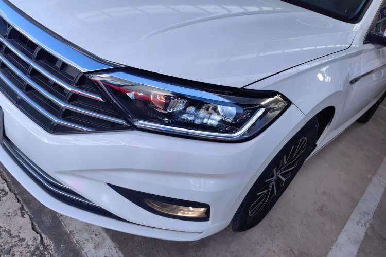 Used Volkswagen Sagitar 2021 200TSI DSG Comfort Connect Edition Left Front Headlight