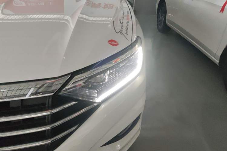 Used Volkswagen Sagitar 2021 280TSI DSG Comfort Connect Edition Left Front Headlight
