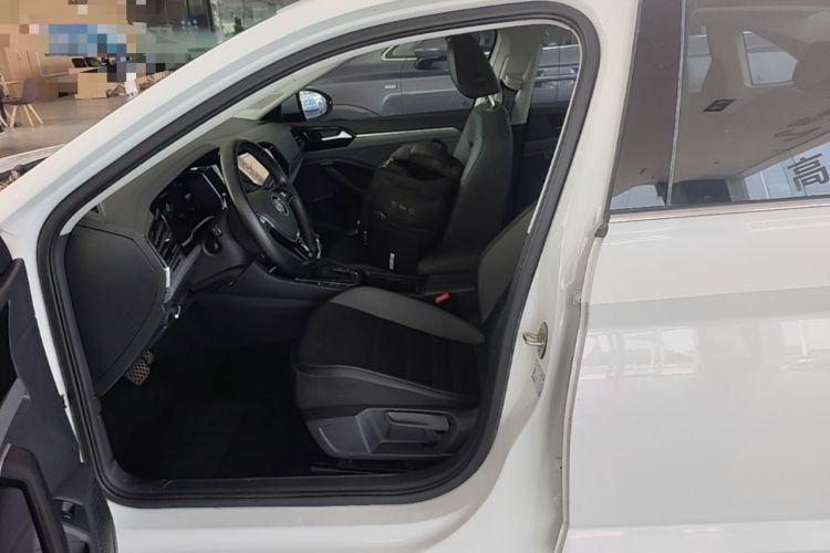 Used Volkswagen Sagitar 2021 280TSI DSG Comfort Connect Edition Left Front Seat