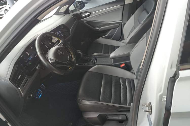 Used Volkswagen Sagitar 2021 280TSI DSG Excellence Edition Left Front Seat