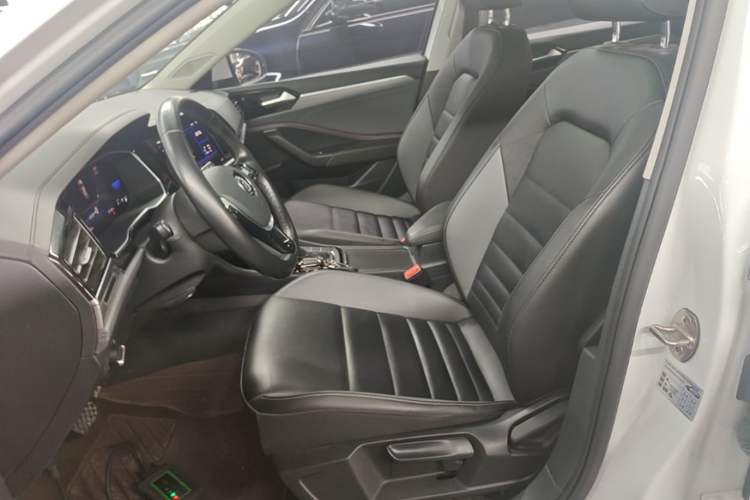 Used Volkswagen Sagitar 2021 280TSI DSG Excellence Edition Left Front Seat