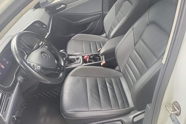 Used Volkswagen Sagitar 2021 280TSI DSG Comfort Connect Edition Left Front Seat