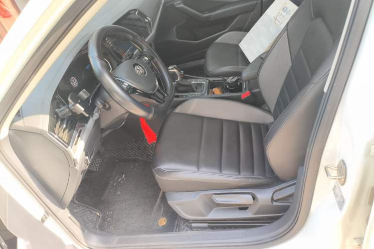 Used Volkswagen Sagitar 2021 280TSI DSG Excellence Edition Left Front Seat