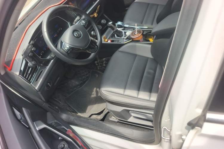 Used Volkswagen Sagitar 2021 280TSI DSG Excellence Edition Left Front Seat