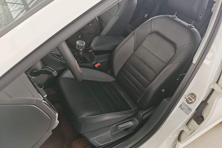 Used Volkswagen Sagitar 2021 280TSI DSG Comfort Connect Edition Left Front Seat