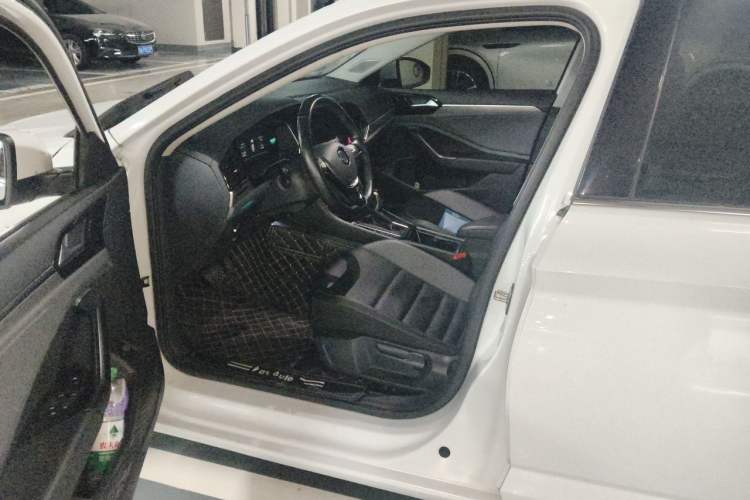 Used Volkswagen Sagitar 2021 280TSI DSG Comfort Connect Edition Left Front Seat