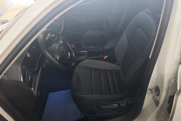 Used Volkswagen Sagitar 2021 200TSI DSG Excellence Edition Left Front Seat