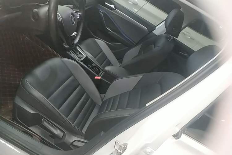 Used Volkswagen Sagitar 2021 280TSI DSG Comfort Connect Edition Left Front Seat