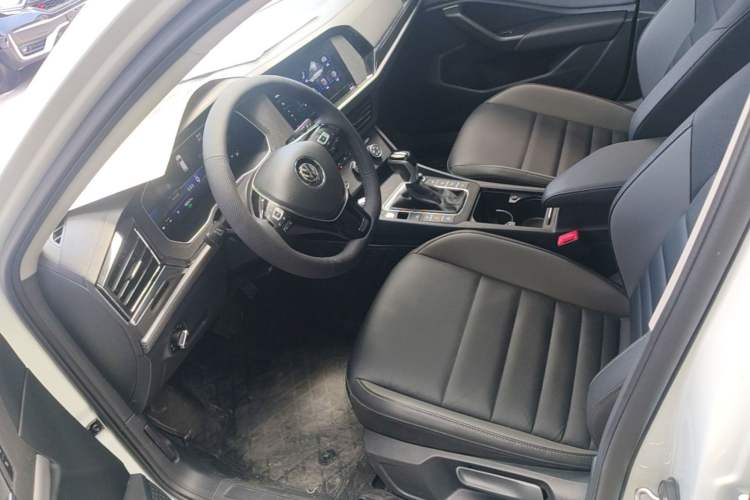 Used Volkswagen Sagitar 2021 280TSI DSG Excellence Edition Left Front Seat