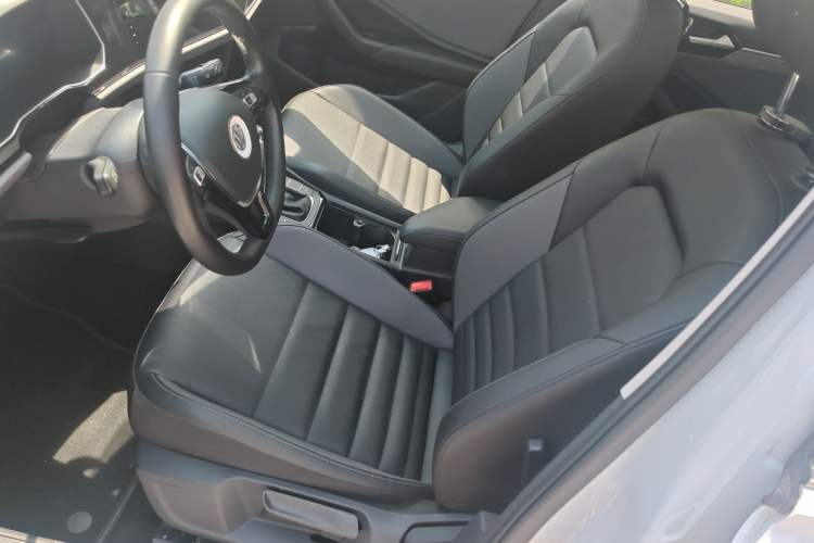 Used Volkswagen Sagitar 2021 200TSI DSG Excellence Edition Left Front Seat