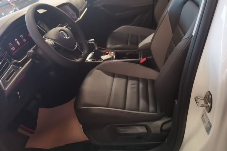 Used Volkswagen Sagitar 2021 200TSI DSG Excellence Edition Left Front Seat