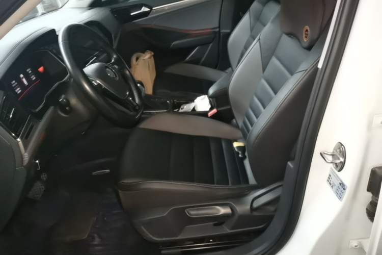 Used Volkswagen Sagitar 2021 280TSI DSG Excellence Edition Left Front Seat