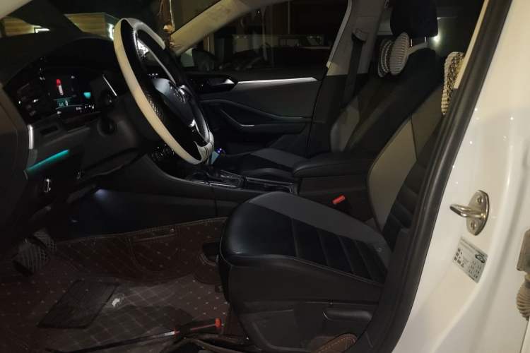 Used Volkswagen Sagitar 2021 200TSI DSG Comfort Connect Edition Left Front Seat