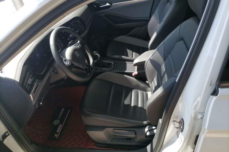 Used Volkswagen Sagitar 2021 200TSI DSG Comfort Connect Edition Left Front Seat