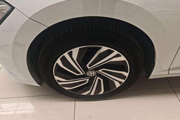 Used Volkswagen Sagitar 2021 200TSI DSG Excellence Edition Left Front Wheel Hub