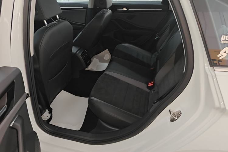 Used Volkswagen Sagitar 2021 280TSI DSG Excellence Edition Left Rear Seat