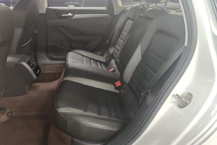 Used Volkswagen Sagitar 2021 280TSI DSG Excellence Edition Left Rear Seat