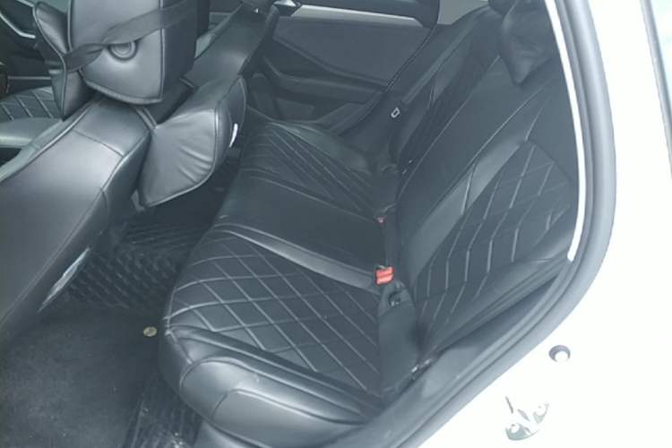 Used Volkswagen Sagitar 2021 280TSI DSG Excellence Edition Left Rear Seat