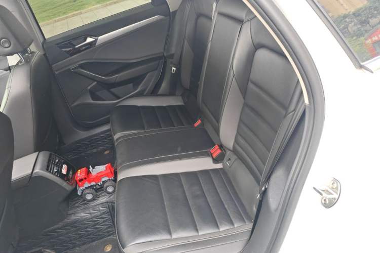 Used Volkswagen Sagitar 2021 280TSI DSG Comfort Connect Edition Left Rear Seat