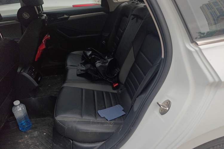 Used Volkswagen Sagitar 2021 280TSI DSG Excellence Edition Left Rear Seat