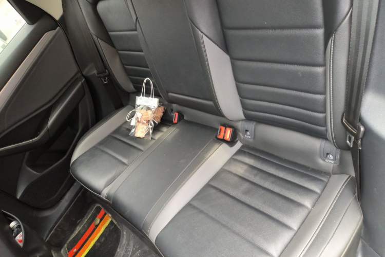 Used Volkswagen Sagitar 2021 280TSI DSG Excellence Edition Left Rear Seat