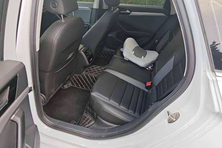 Used Volkswagen Sagitar 2021 280TSI DSG Comfort Connect Edition Left Rear Seat