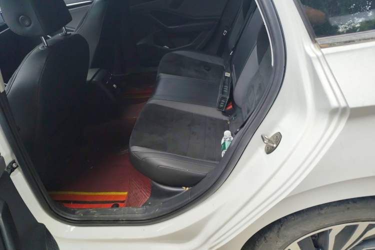 Used Volkswagen Sagitar 2021 280TSI DSG Luxury Smart Connectivity Edition Left Rear Seat