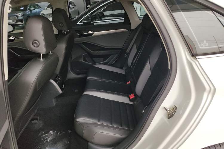 Used Volkswagen Sagitar 2021 280TSI DSG Comfort Connect Edition Left Rear Seat