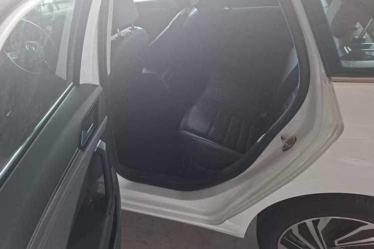 Used Volkswagen Sagitar 2021 280TSI DSG Excellence Edition Left Rear Seat