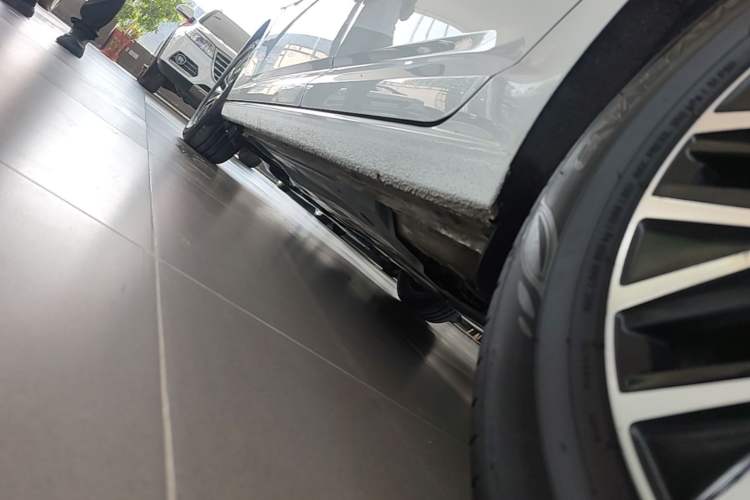Used Volkswagen Sagitar 2021 280TSI DSG Comfort Connect Edition Left Side Sill