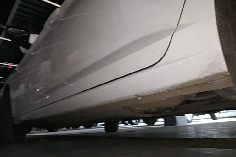Used Volkswagen Sagitar 2021 280TSI DSG Excellence Edition Left Side Sill