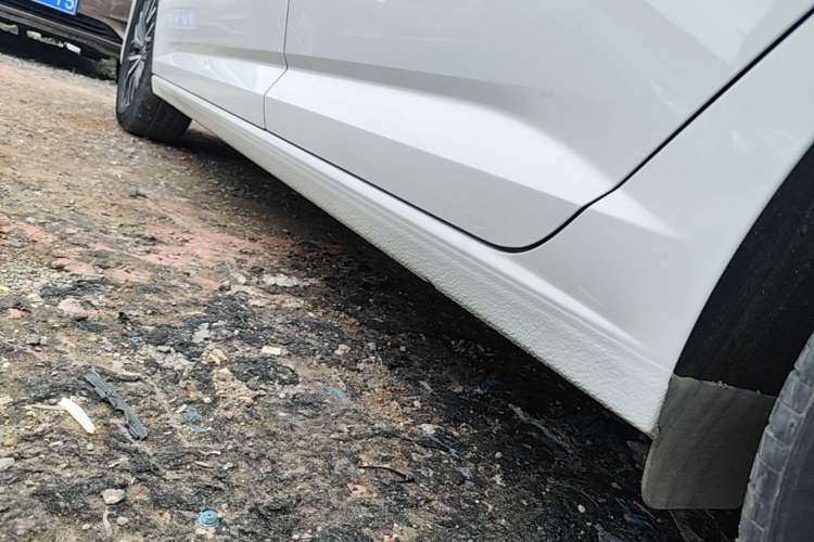 Used Volkswagen Sagitar 2021 280TSI DSG Comfort Connect Edition Left Side Sill