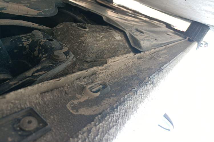 Used Volkswagen Sagitar 2021 280TSI DSG Excellence Edition Left Side Sill
