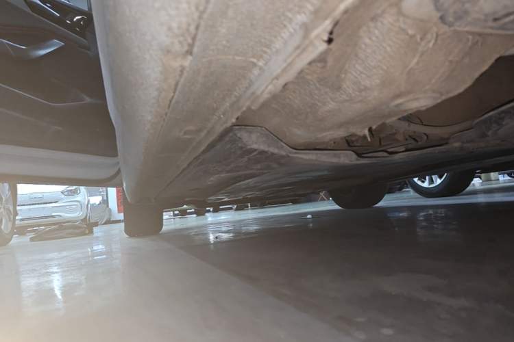 Used Volkswagen Sagitar 2021 280TSI DSG Excellence Edition Left Side Sill