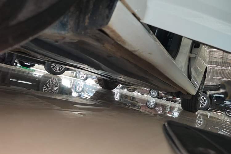 Used Volkswagen Sagitar 2021 280TSI DSG Comfort Connect Edition Left Side Sill