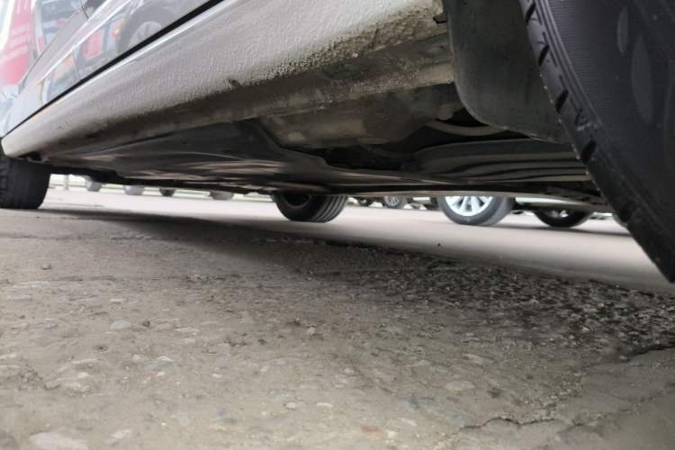 Used Volkswagen Sagitar 2021 280TSI DSG Luxury Smart Connectivity Edition Left Side Sill