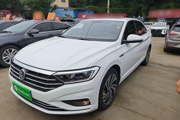 Used Volkswagen Sagitar 2021 200TSI DSG Excellence Edition Guazi used car, China used car export, Used car for sale, Used Volkswagen cars, Cheapest cars for sale