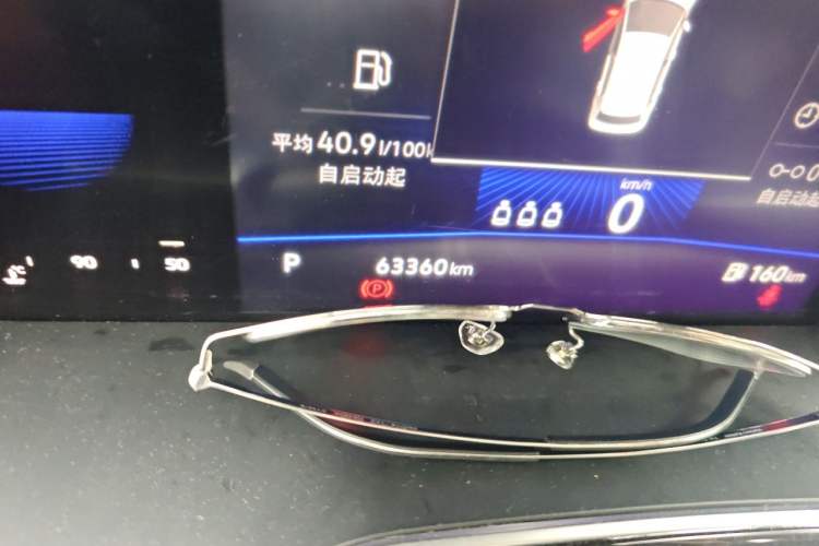 Used Volkswagen Sagitar 2021 280TSI DSG 30th Anniversary Edition Odometer Close Up