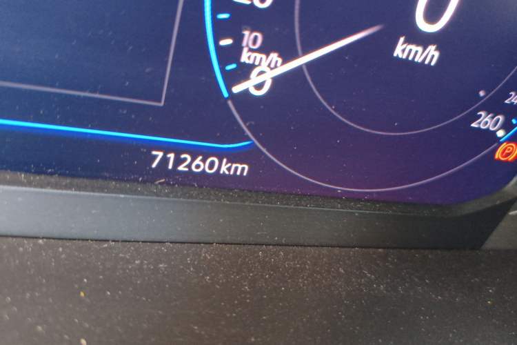 Used Volkswagen Sagitar 2021 280TSI DSG Luxury Smart Connectivity Edition Odometer Close Up