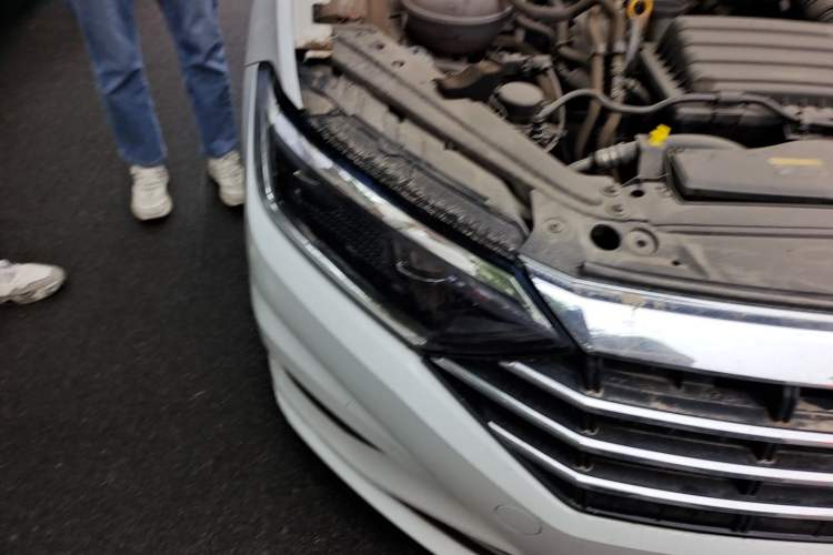 Used Volkswagen Sagitar 2021 280TSI DSG Comfort Connect Edition Right Front Headlight