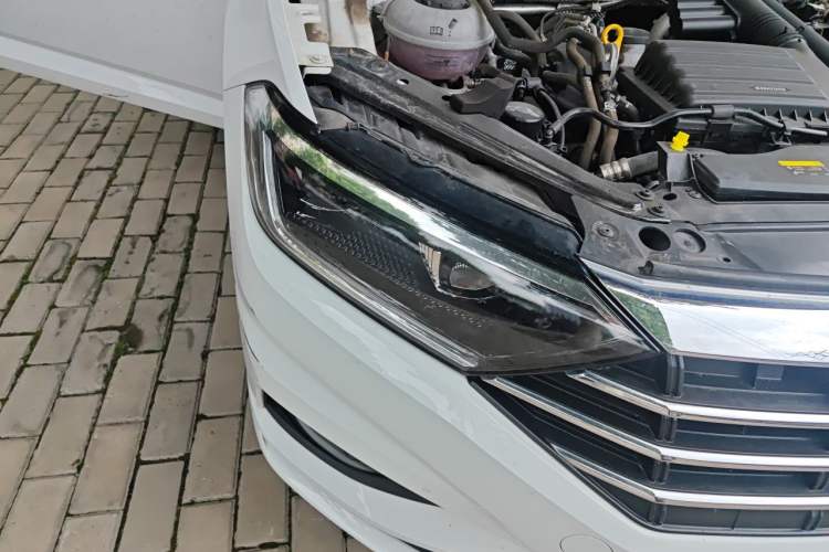 Used Volkswagen Sagitar 2021 280TSI DSG Excellence Edition Right Front Headlight