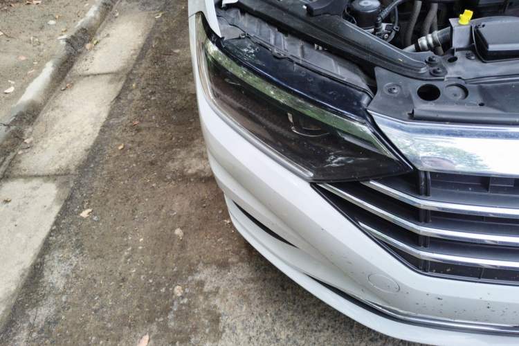 Used Volkswagen Sagitar 2021 280TSI DSG Excellence Edition Right Front Headlight