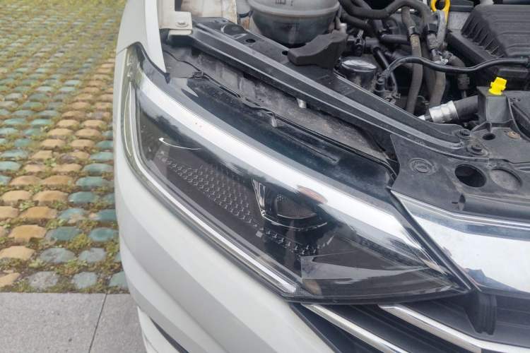 Used Volkswagen Sagitar 2021 280TSI DSG Excellence Edition Right Front Headlight