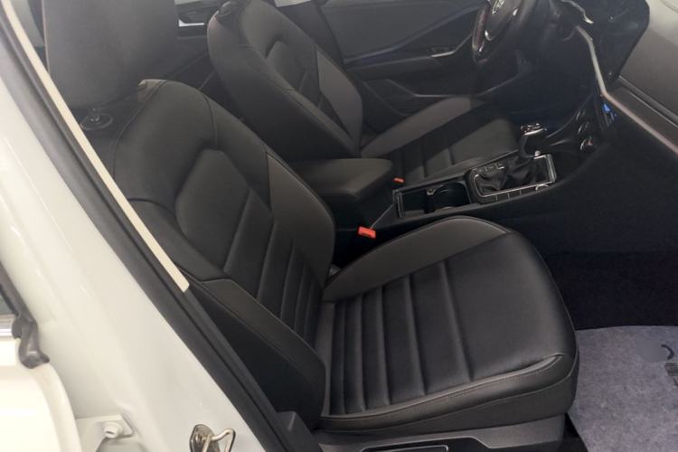 Used Volkswagen Sagitar 2021 200TSI DSG Excellence Edition Right Front Seat