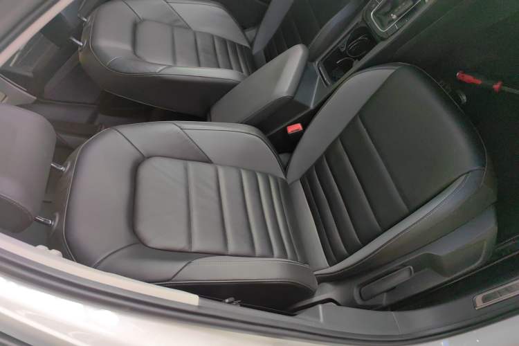 Used Volkswagen Sagitar 2021 200TSI DSG Comfort Connect Edition Right Front Seat