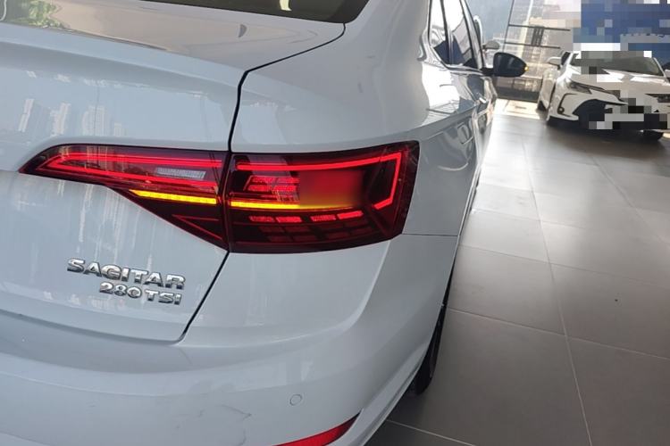 Used Volkswagen Sagitar 2021 280TSI DSG Comfort Connect Edition Right Rear Taillight